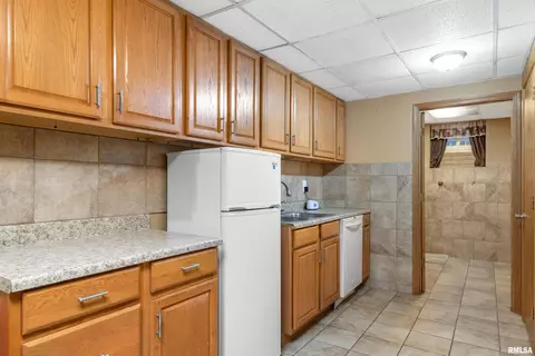 3518 39th St, Moline, IL 61265 photo 23