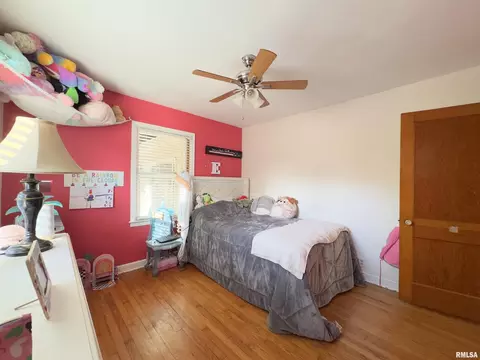 3225 6th St, Moline, IL 61265 photo 14