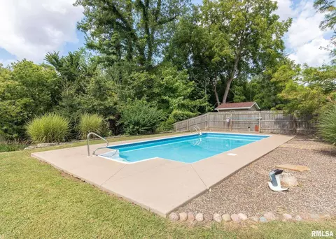 3225 6th St, Moline, IL 61265 photo 25