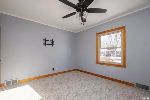 1809 36th St, Moline, IL 61265 photo 24