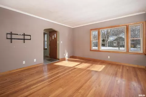 1809 36th St, Moline, IL 61265 photo 8