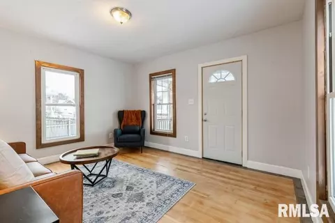 1440 23rd Ave, Moline, IL 61265 photo 4