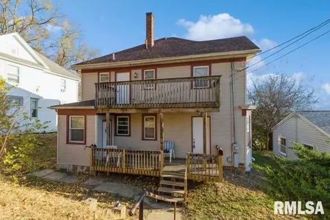 1013 E 6th St, Davenport, IA 52803