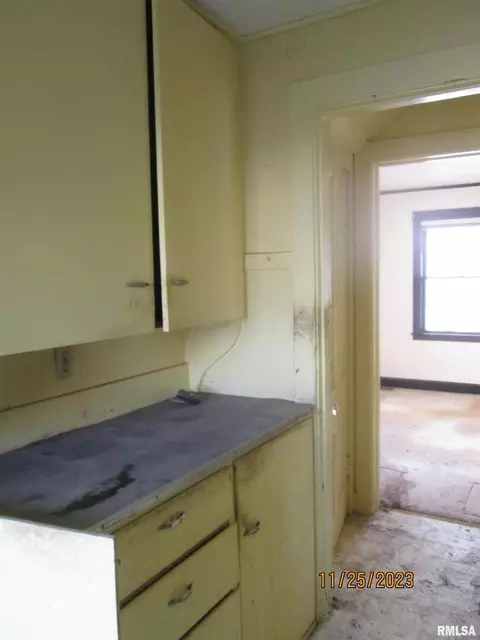 2317 19th Ave, Moline, IL 61265 photo 7