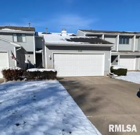 3146 Willowwood Dr, Bettendorf, IA 52722