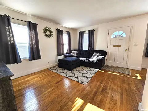 2418 32nd St, Moline, IL 61265 photo 7