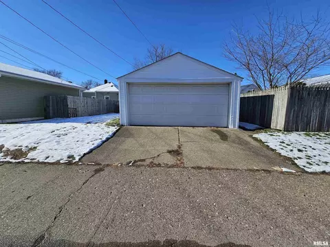2418 32nd St, Moline, IL 61265 photo 31