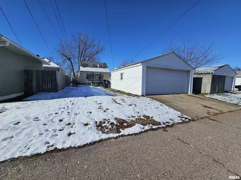 2418 32nd St, Moline, IL 61265 photo 33