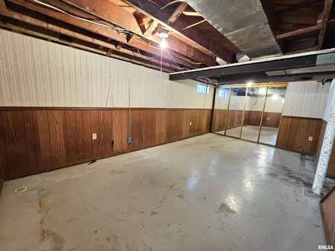 2418 32nd St, Moline, IL 61265 photo 23