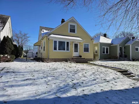 2418 32nd St, Moline, IL 61265 photo 3