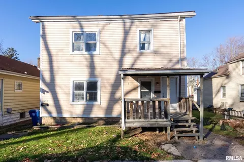 220 E 17th St, Davenport, IA 52802
