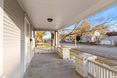 1117 17th Ave, Moline, IL 61265 photo 3