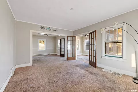 1117 17th Ave, Moline, IL 61265 photo 5