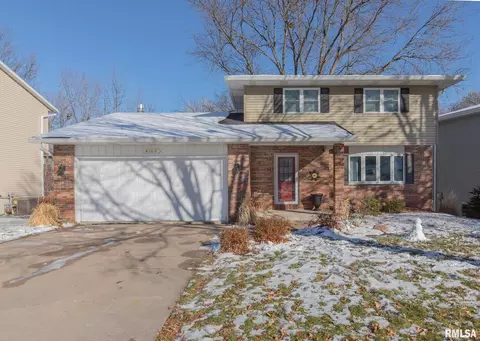 4165 Aspen Hills Dr, Bettendorf, IA 52722