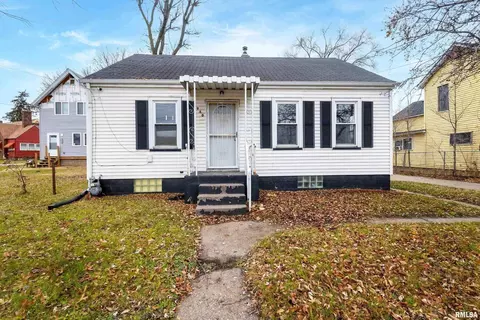 940 S Concord St, Davenport, IA 52802
