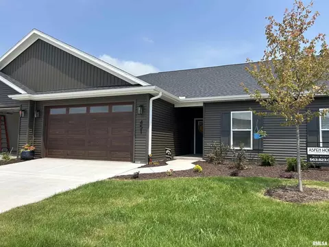 451 N 3rd Ave, Eldridge, IA 52748