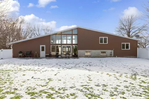 925 E Lincoln Rd, Eldridge, IA 52748 photo 8