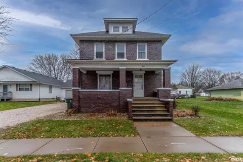 300 E North St, Geneseo, IL 61254