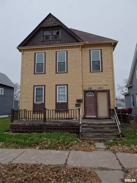 1614 W 3rd St, Davenport, IA 52802