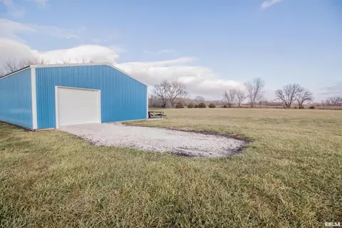 981 247th St, Viola, IL 61486 photo 26