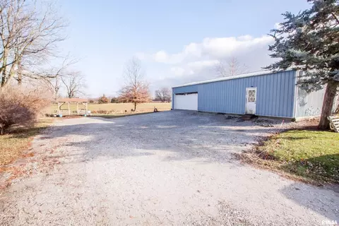 981 247th St, Viola, IL 61486 photo 24