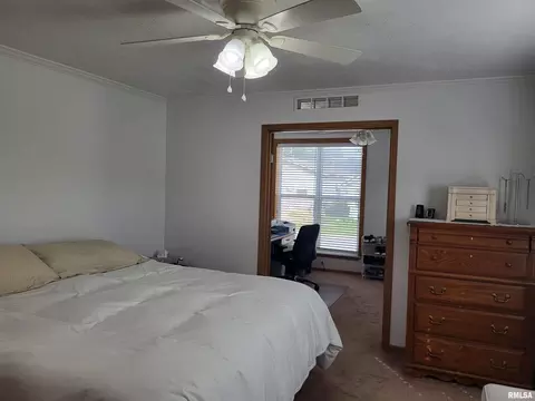 145 S Jackson St, Kinderhook, IL 62345 photo 5