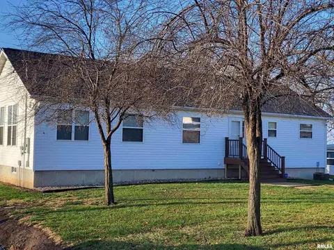 145 S Jackson St, Kinderhook, IL 62345 photo 10