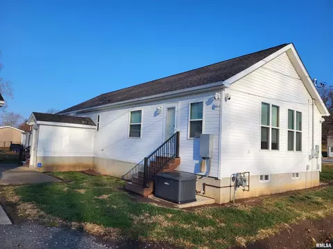 145 S Jackson St, Kinderhook, IL 62345 photo 11