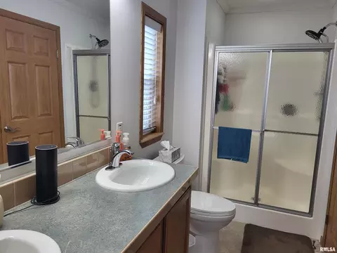 145 S Jackson St, Kinderhook, IL 62345 photo 6