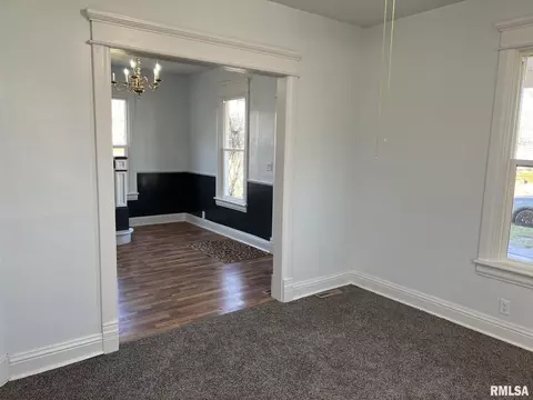 409 E Division St, Galva, IL 61434 photo 10