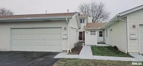 3025 Parkwild Dr, Bettendorf, IA 52722
