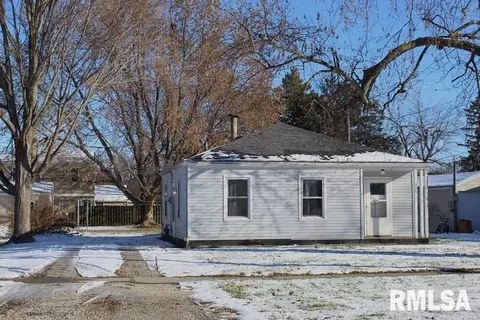 526 Willard St, Kewanee, IL 61443