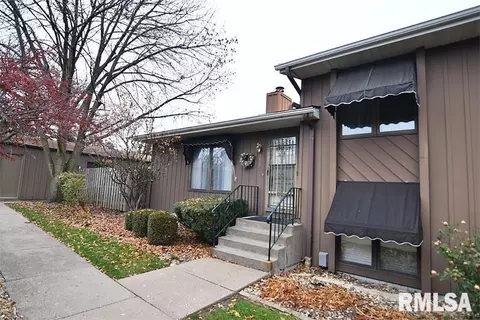 1117 48th Ave, East Moline, IL 61244