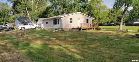 15513 36th Ave, East Moline, IL 61244