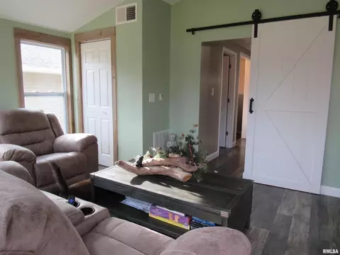 1601 14th St, Silvis, IL 61282 photo 14
