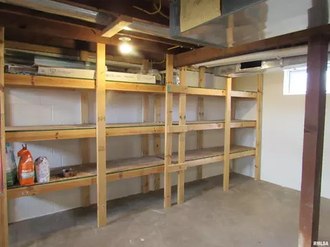 1601 14th St, Silvis, IL 61282 photo 23