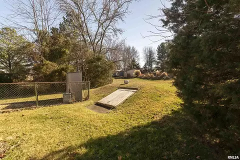 908 Fairlane Dr, Marion, IL 62959 photo 25