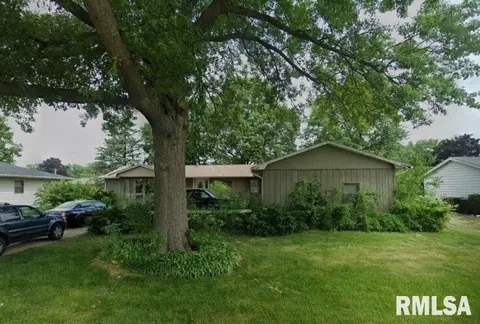 535 Hamilton Dr, Geneseo, IL 61254