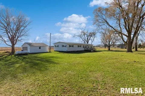 7233 Covell Rd, Fulton, IL 61252