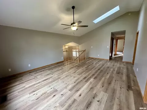 1105 29th Ave, Silvis, IL 61282 photo 9