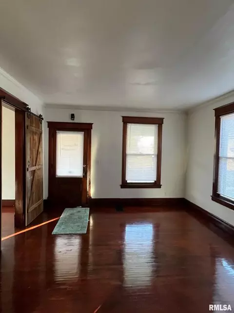 511 W Central Blvd, Kewanee, IL 61443 photo 4