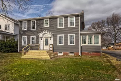 1406 W Main St, Marion, IL 62959