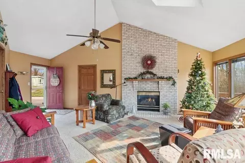 3109 15th St, Moline, IL 61265 photo 12