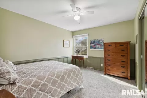 3109 15th St, Moline, IL 61265 photo 16