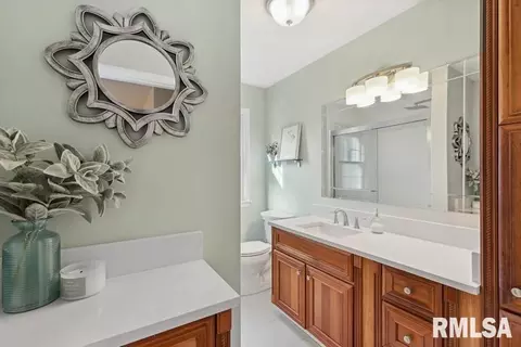 3109 15th St, Moline, IL 61265 photo 14