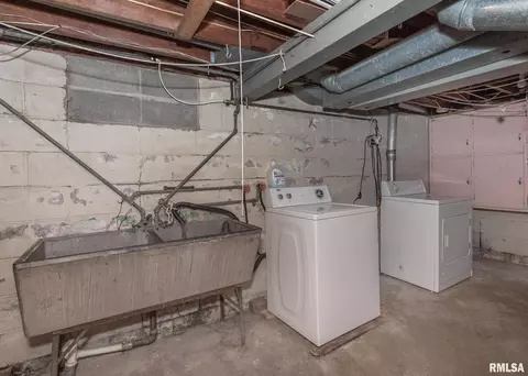 2210 11th Ave, Moline, IL 61265 photo 38