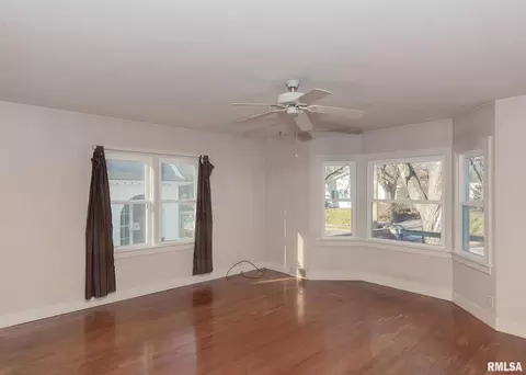 2210 11th Ave, Moline, IL 61265 photo 10