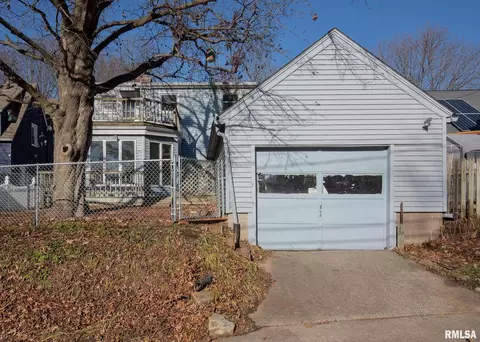 2210 11th Ave, Moline, IL 61265 photo 4