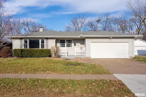 301 12th Ave W, Milan, IL 61264
