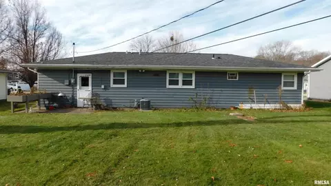 3836 15th St #A, Moline, IL 61265 photo 3